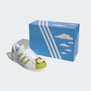 Superstar_Shoes_White_GY3321_011_hover_standard