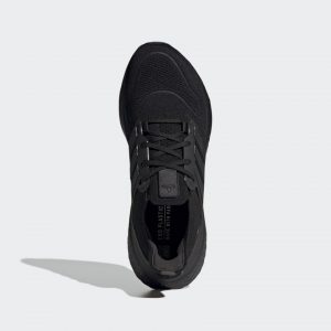 Ultraboost_22_Shoes_Black_GZ0127_02_standard_hover